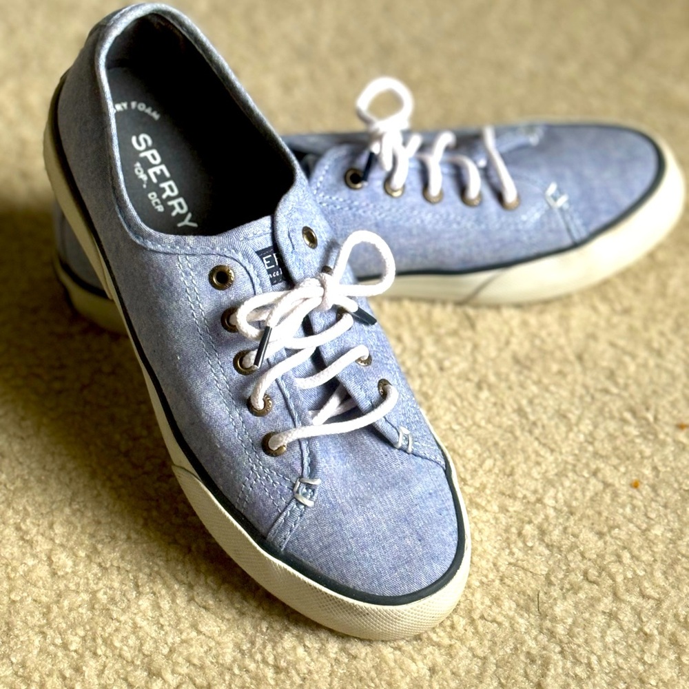 Women’s Bass Shoes 7.5